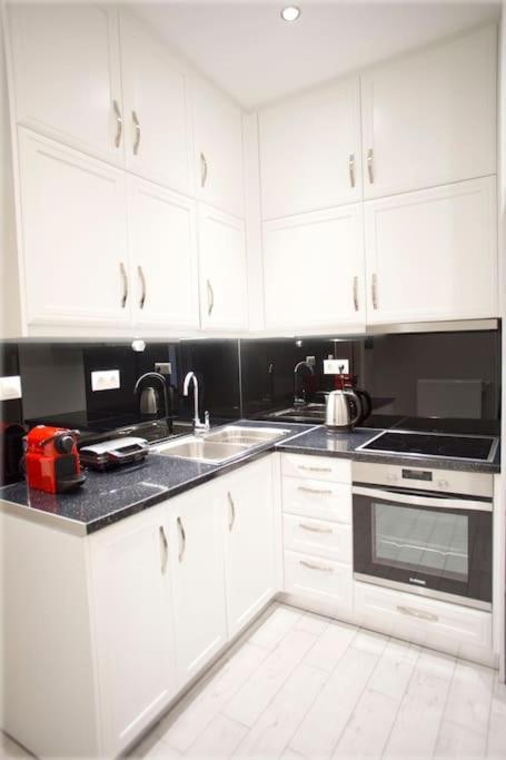 Luxury Apartment In Athens! ภายนอก รูปภาพ